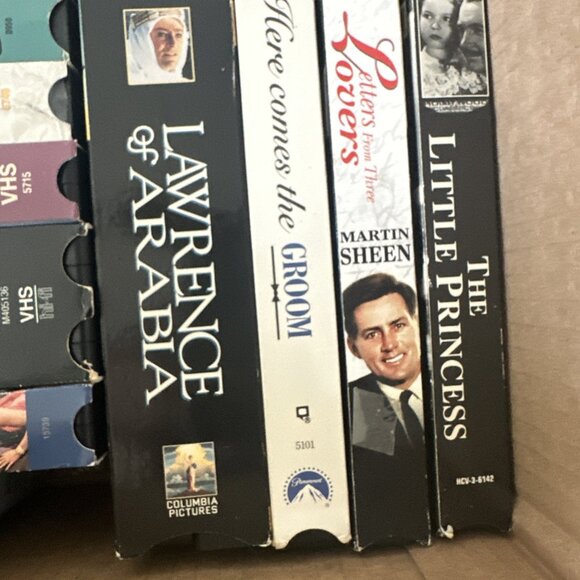 Lot of 22 Vintage VHS Classic Films – Noir, Drama, Bogart Hepburn Temple Kelly - Picture 4 of 6